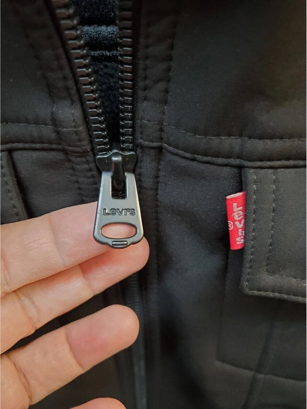 Levi's Men's Black Softshell Jacket Mesh Lined Hooded Trucker Coat